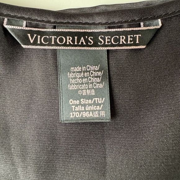 Victoria’s Secret One Size Black Silky Robe Flowy Silky Tie Top Coverup Love - Picture 3 of 13